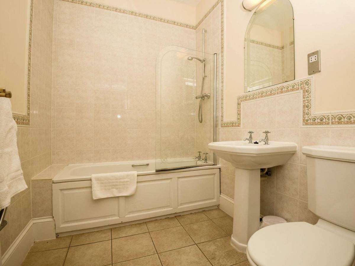 Lynford Hall Hotel Mundford Phòng bức ảnh